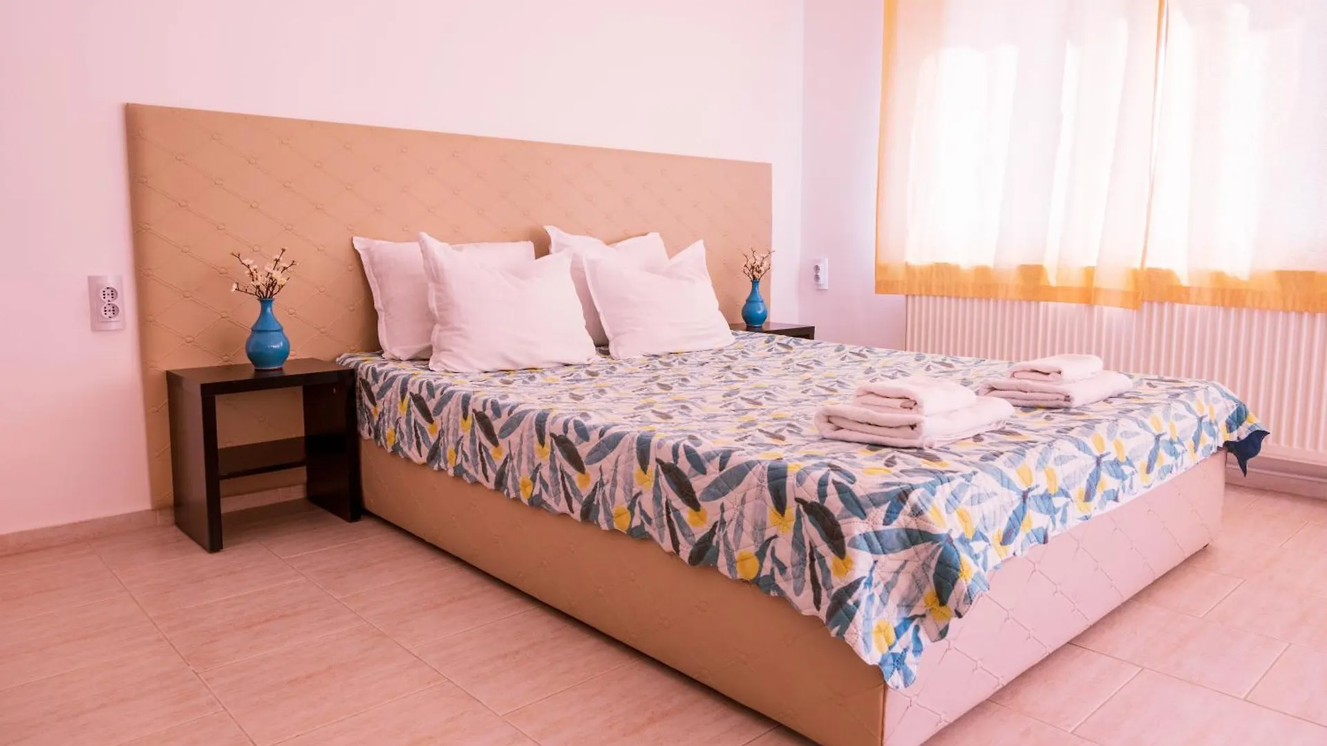 Family Hotel Perla Goldstrand 2*,