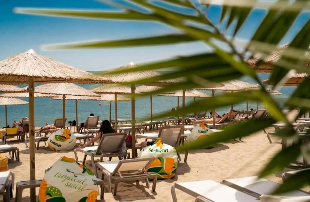 Aparthotel Family Hotel Perla Golden Sands