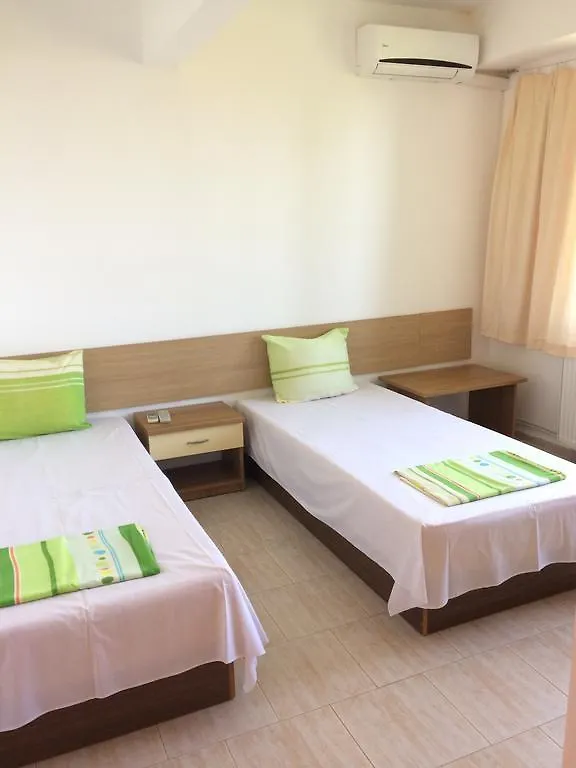 Aparthotel Family Hotel Perla Goldstrand